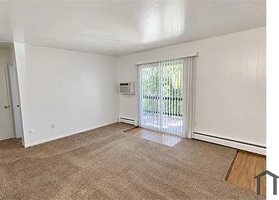 2 bed, 750 sqft, $1,415 — Photo 3