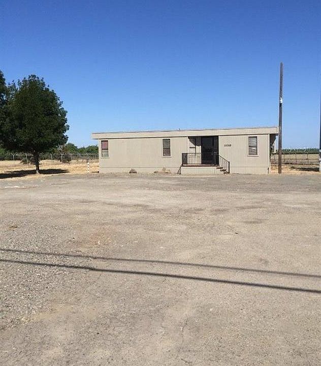 1st image of 23768 Robertson Blvd