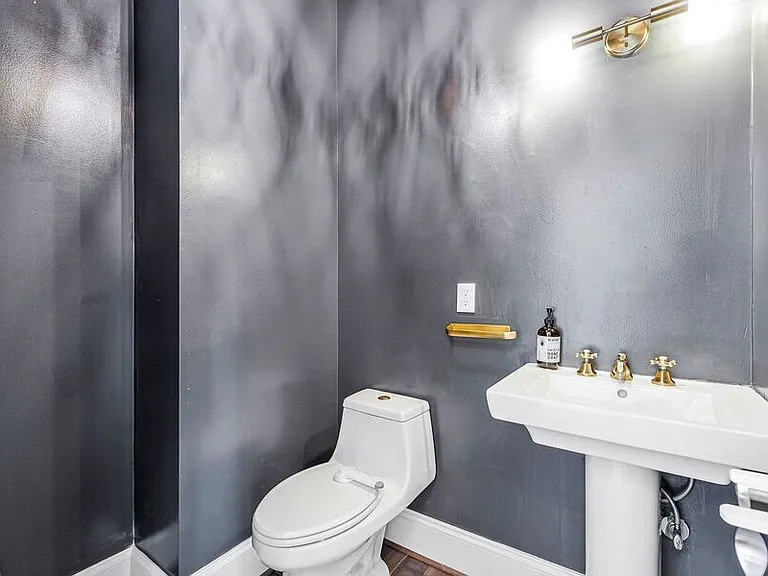 1202 Decatur St NW — Photo 12