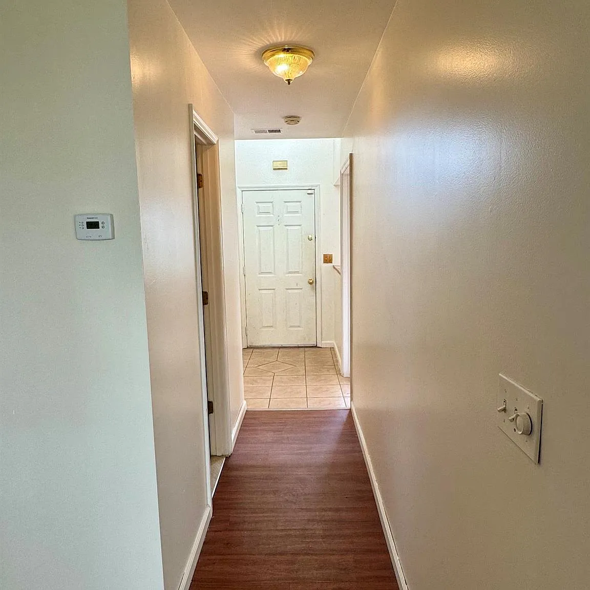 2 bed, 1.5 bath, 1460 sqft, $2,350 — Photo 4