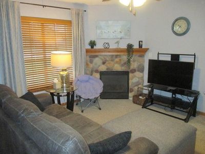 4784 West Maple Leaf CIRCLE, Milwaukee, WI, 53220