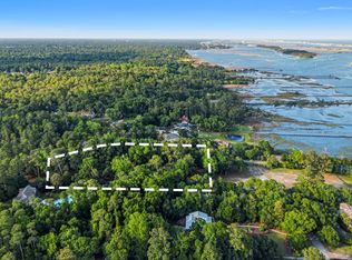 200 Oyster Bay Ln, Wilmington, NC 28409