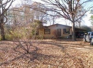 115 S Tina Dr, Selmer, TN 38375