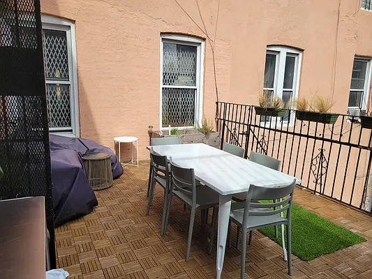 Rented by Brownstone Real Estate | media 11