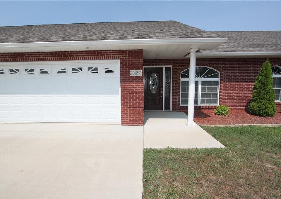 1st image of 2810 Kokopelli Dr APT D