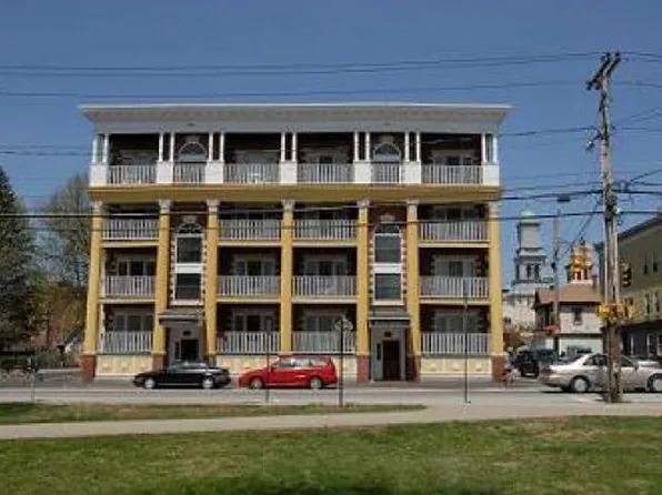 610 Union St APT 202, Manchester, NH 03104