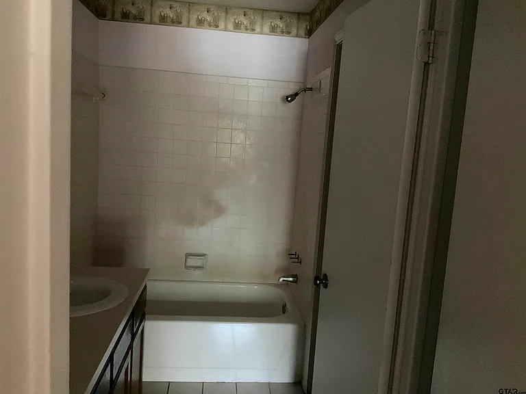 8307 Garrett Dr #8307 — Photo 8