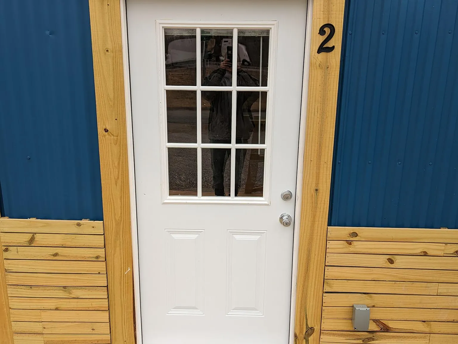 2 bed, 700 sqft, $869 — Photo 2