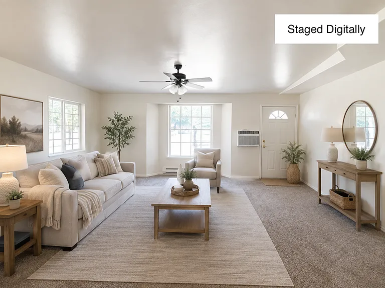 1444 Evergreen Dr — Photo 4