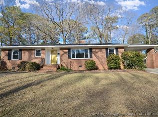 1706 Rogers Dr, Fayetteville, NC 28303