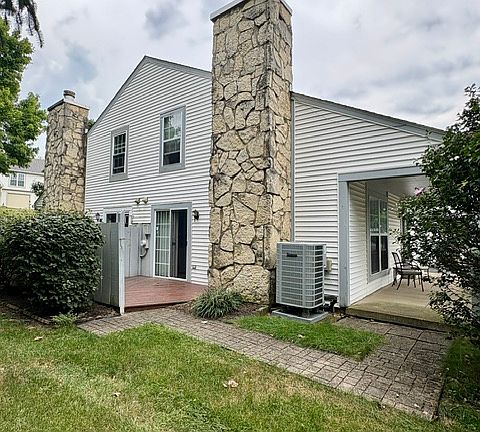 2nd image of 2665 Orchard Run Rd