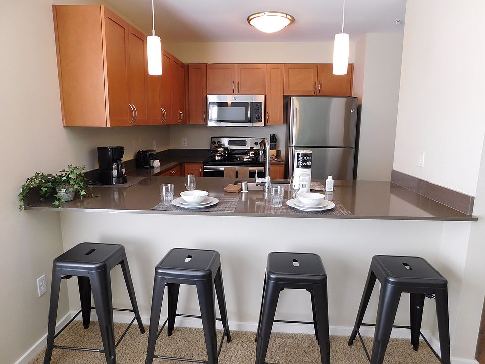Large, Modern Kitchen