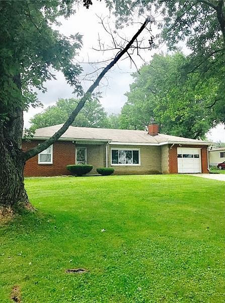 1st image of 15 Bonnie Dr