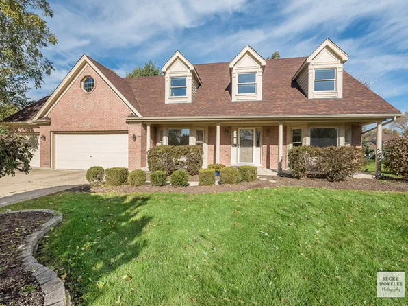 1131 Conan Doyle Rd, Naperville, IL 60564