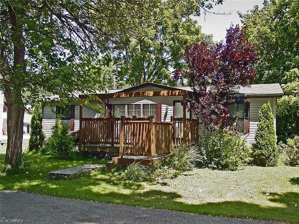 1st image of 104 N River Ave