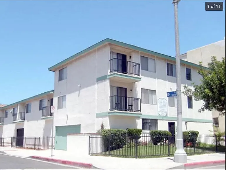 1144 S Palos Verdes St — Photo 9