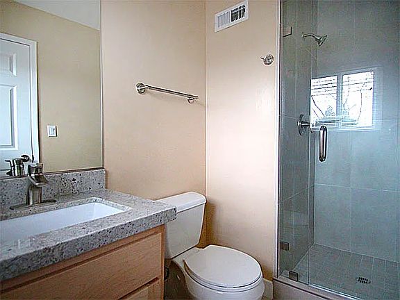 4th image of 665-669 Towle Way #69X