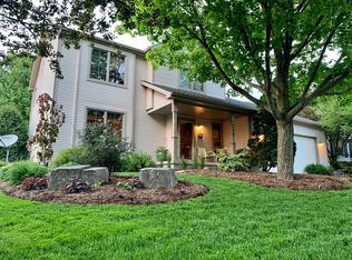 284 Valley Ridge Dr, Sun Prairie, WI 53590