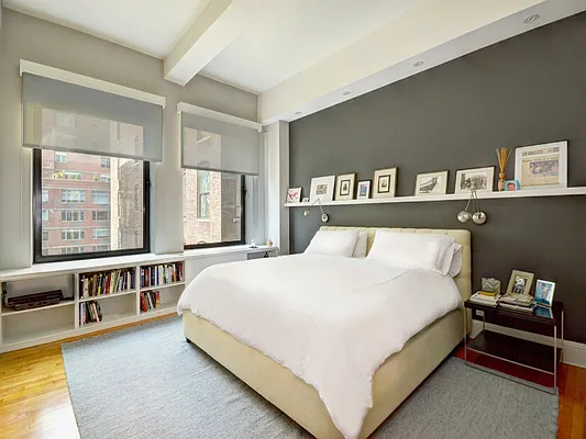 Sold by Sotheby's International Realty | media 11