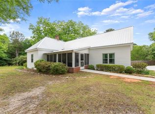 1519 New Hope Church Rd, Loganville, GA 30052