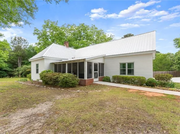 1519 New Hope Church Rd, Loganville, GA 30052