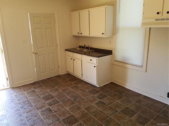 5th image of 3207 Maryland Ave