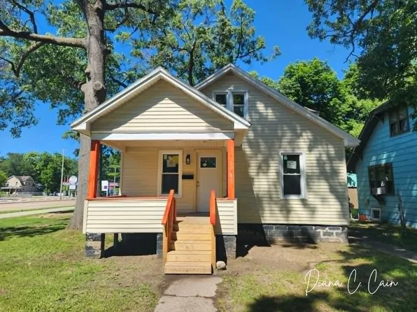 1785 Dyson St, Muskegon, MI 49442