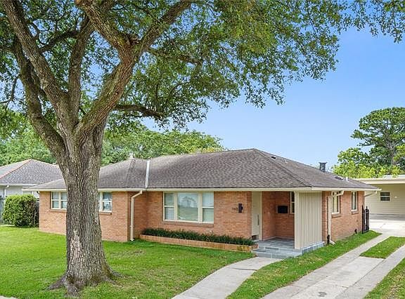 2nd image of 7412 Onyx St