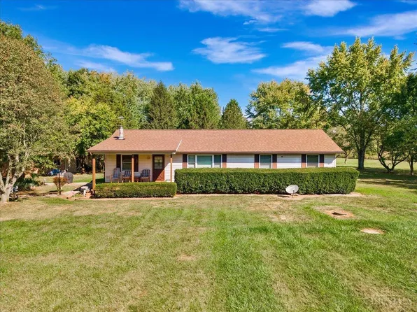 3443 McCafferty Rd, Fayetteville, OH 45118
