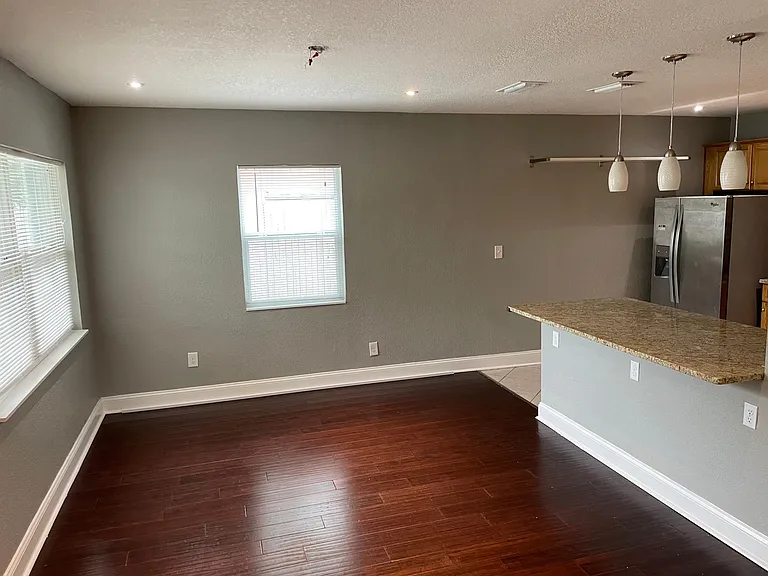 3520 W Rogers Ave — Photo 2