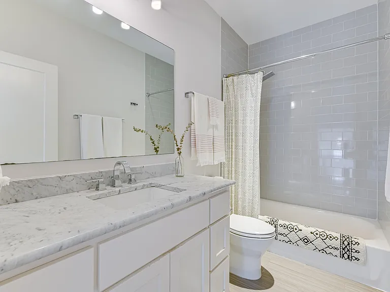 509 Sacramento Dr #A — Photo 17