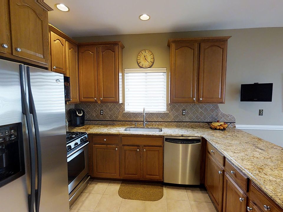 1st image of 91 Harris Ln