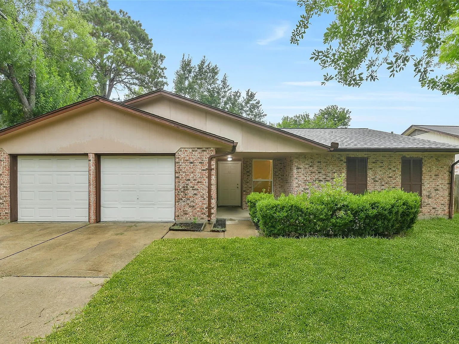 3 bed, 2.0 bath, 1558 sqft, $1,950 — Photo 3