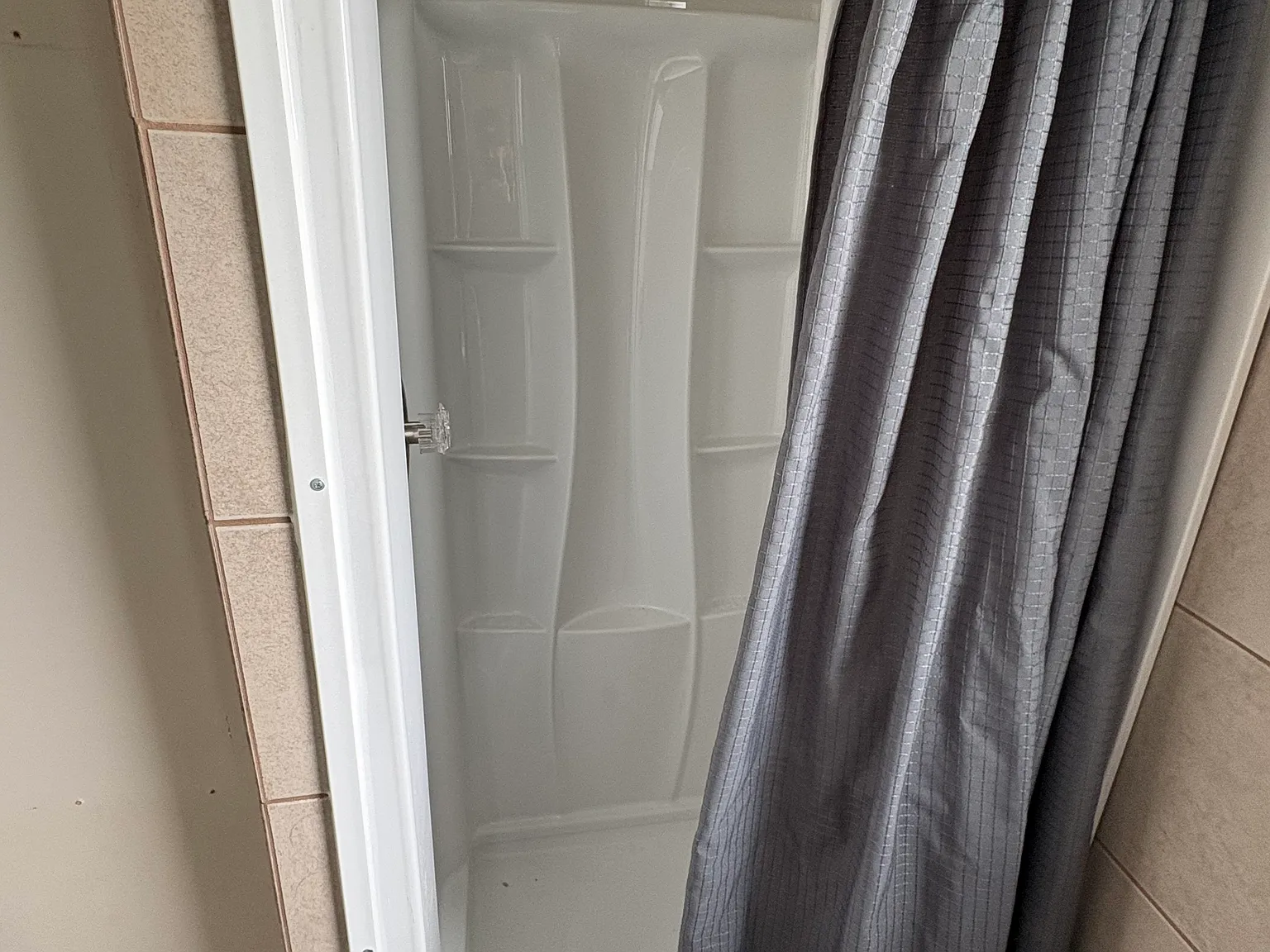 1 bed, $1,200 — Photo 3
