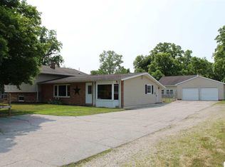 18471 Us Highway 12, Cement City, MI