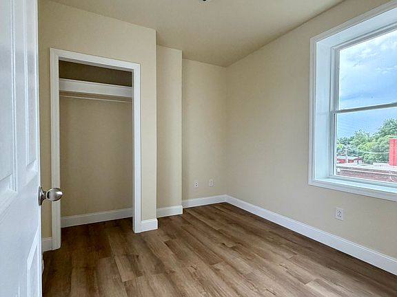 2nd image of 43 Pike St APT 3