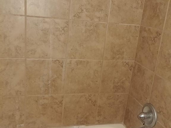 4th image of 1325 W Navajo St APT 8