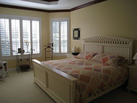 4th image of 3328 Oakmont Ter