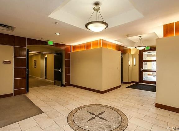4th image of 2200 S University Blvd APT 404