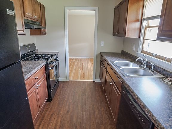 3rd image of 4307 66th Ave N
