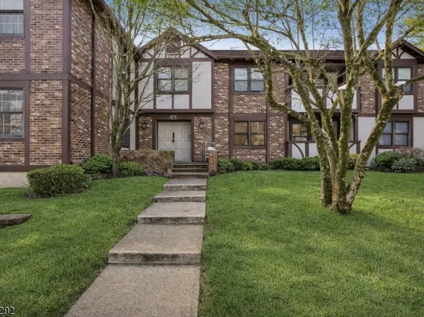 10C Heritage Dr BLDG 10 #C, Chatham Twp., NJ 07928