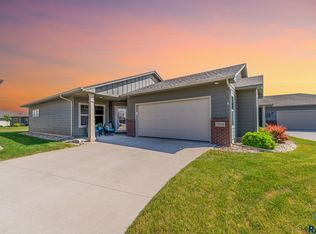 5008 E 62nd St, Sioux Falls, SD 57108