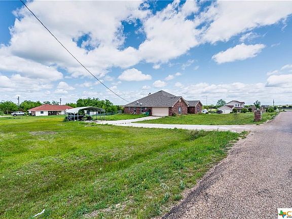 4th image of 740 Kenney Dr