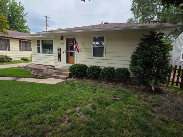 1859 W 4th St, Winona, MN 55987