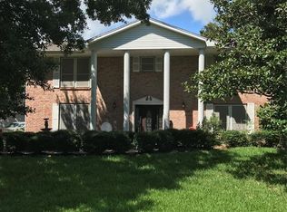 2110 Scott St, La Marque, TX 77568