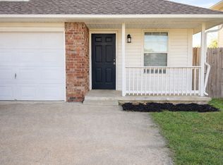 1305 N Willow Dr #B, Claremore, OK 74017