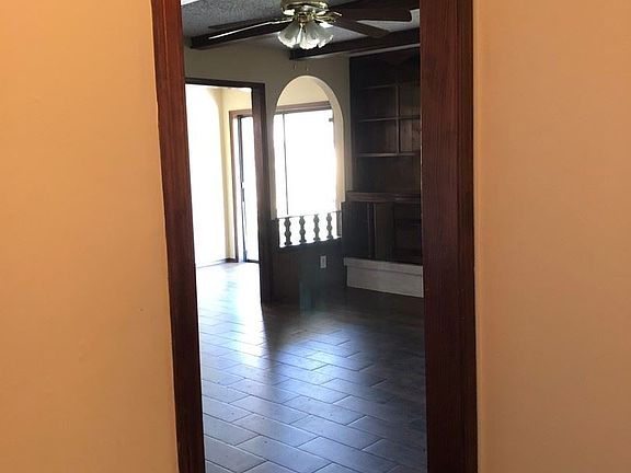 5th image of 7607 NW Taylor Ave