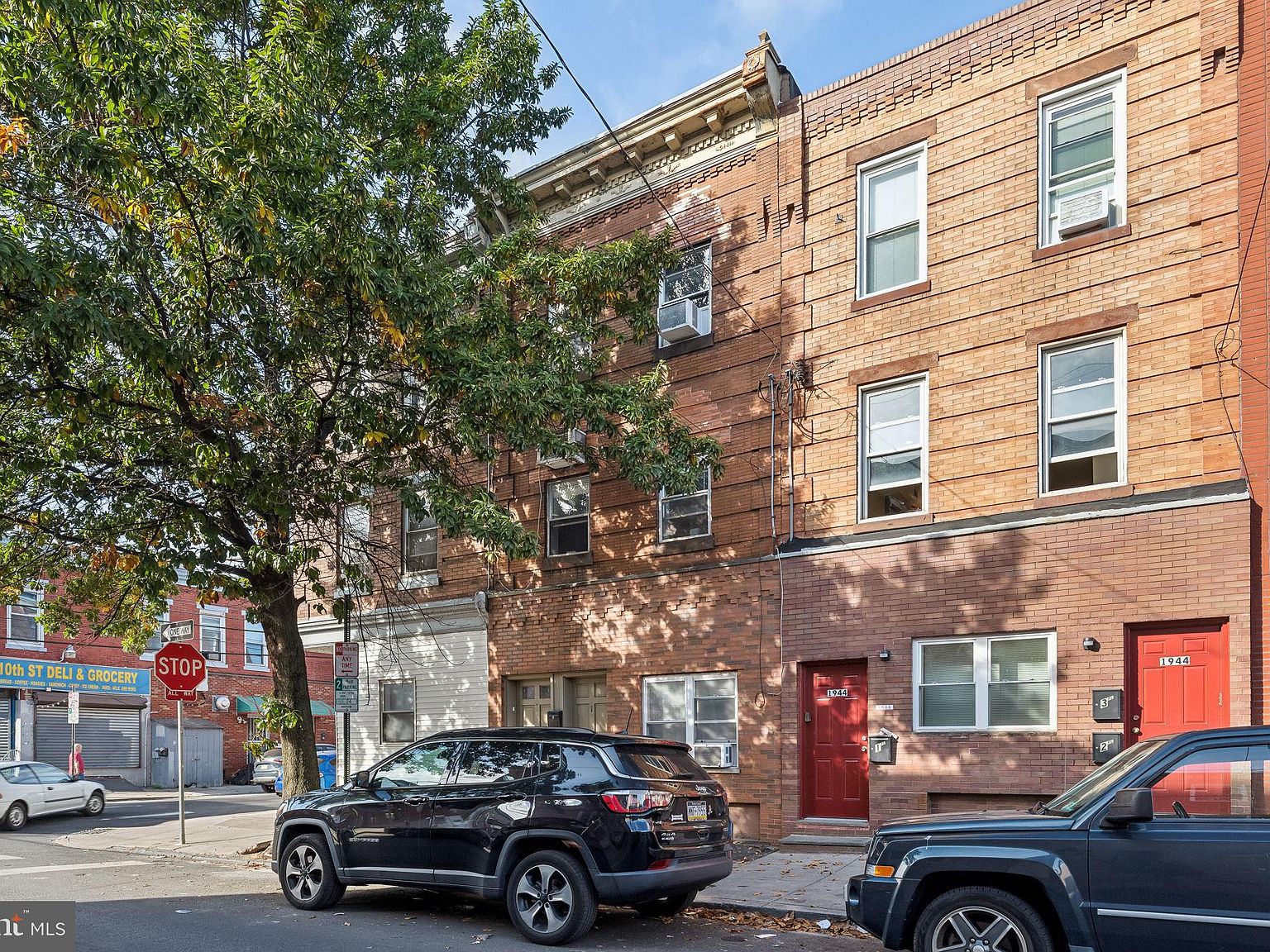 1946 S 10th St, Philadelphia, PA 19148 | Zillow