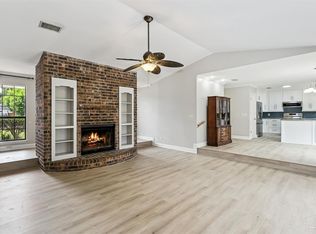 312 Florida Ave, Gulf Breeze, FL 32561