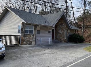 1229 Ski View Dr, Gatlinburg, TN 37738